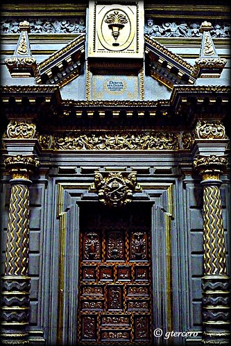Catedral de Puebla de los Angeles,Pue.,México. Detalles... P1060271