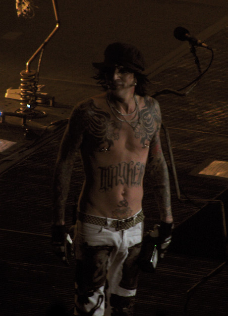 Tommy Lee - SO HOT!!!