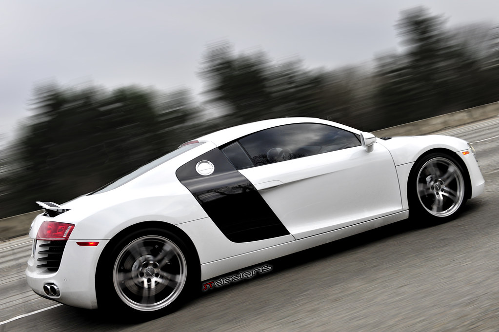 R8 on the move