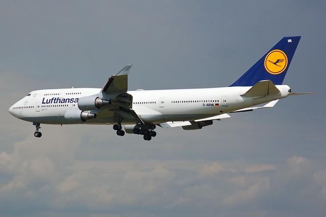 Lufthansa Boeing 747-430 D-ABVA Berlin (11414)