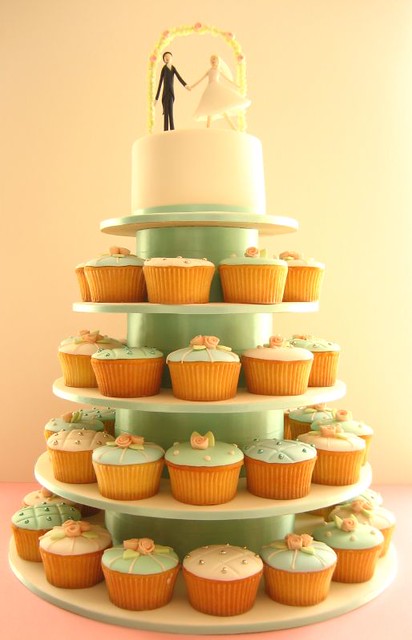 April and Simon's Wedding Cupcake Cake