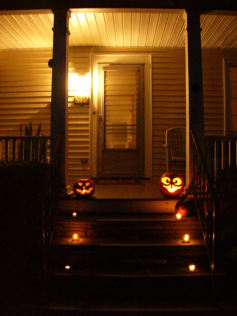 Porch of the damned | Our scary jack-o-lanterns stand guard … | Flickr