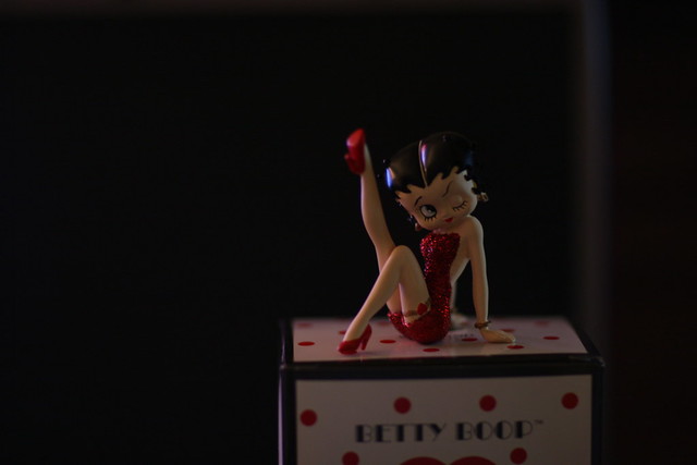 betty boop! aww..too sexy! bad girl! =D