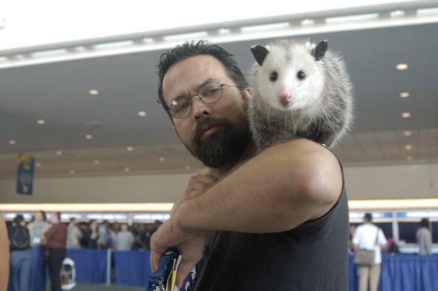 Comic Con 2008: The guy with the possum