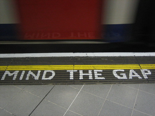 mind the gap | ocio al dislivello | sonounribellemamma | Flickr