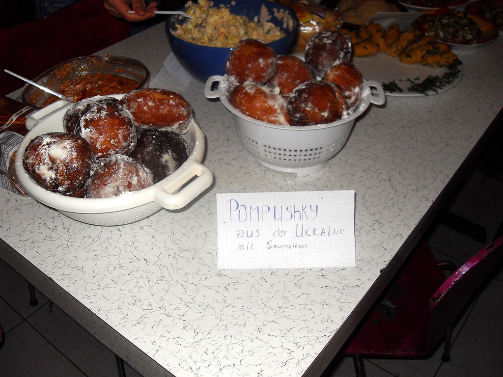 Authentic Ukraine Pampushky recipe