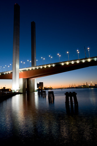 The Bolte Bridge at sunset by Wintrmute