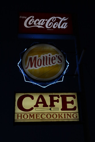road old travel school food signs tourism sign night digital canon way mom eos rebel restaurant high cafe highway scenery kiss neon open view side scenic diner spoon roadtrip tourist pop retro hwy nighttime views americana lonely neonsign roadside dslr mollys greasy afterdark oldsign xsi x2 oldsigns loneliest loneliestroad roadsidediner 450d retr ontheopenroad canoneos450d mollyscafe canoneosdigitalrebelxsi kissdigitalx2canon noticings