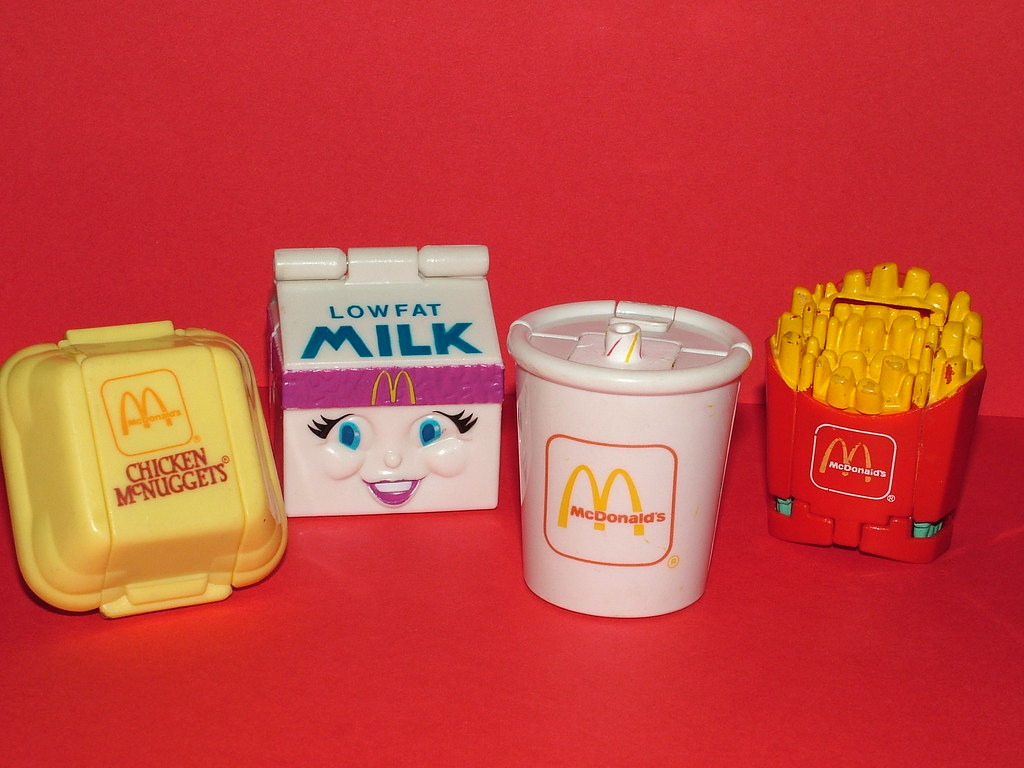 XE13-03 McDonalds Happy Meal Transformers French Fries 