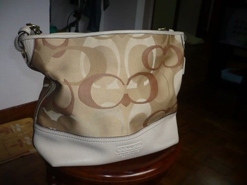 COACH Signature large | by iluvtoshop78