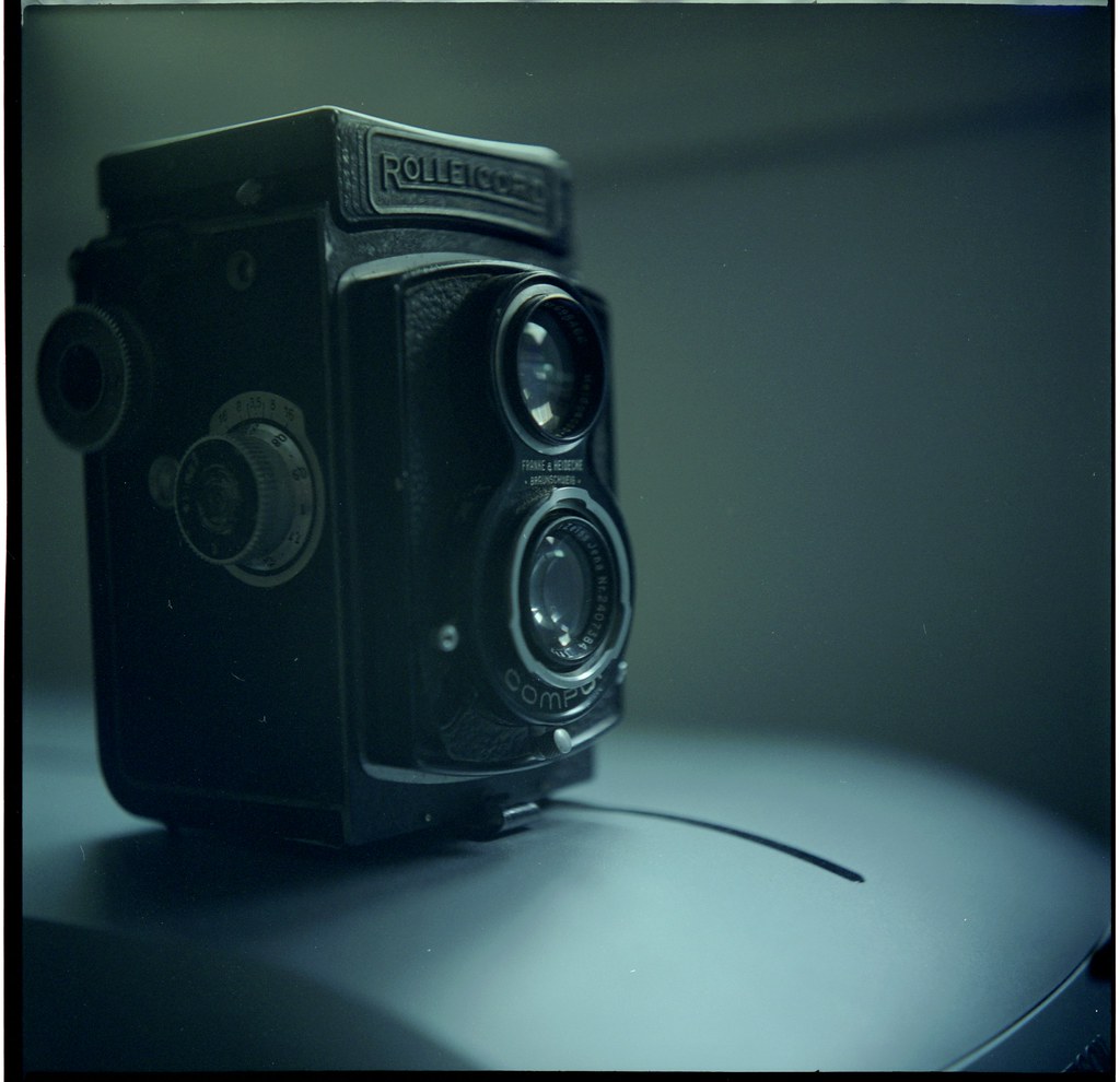 Rolleicord IIb (1938-39) with a Carl Zeiss Triotar 3.5