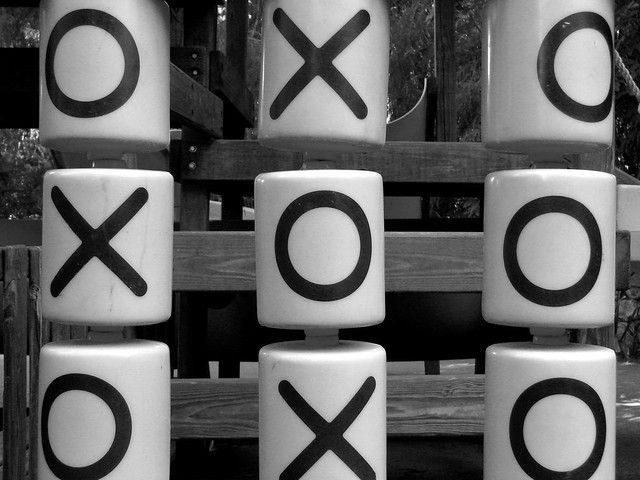 OXO / XOO / OXO