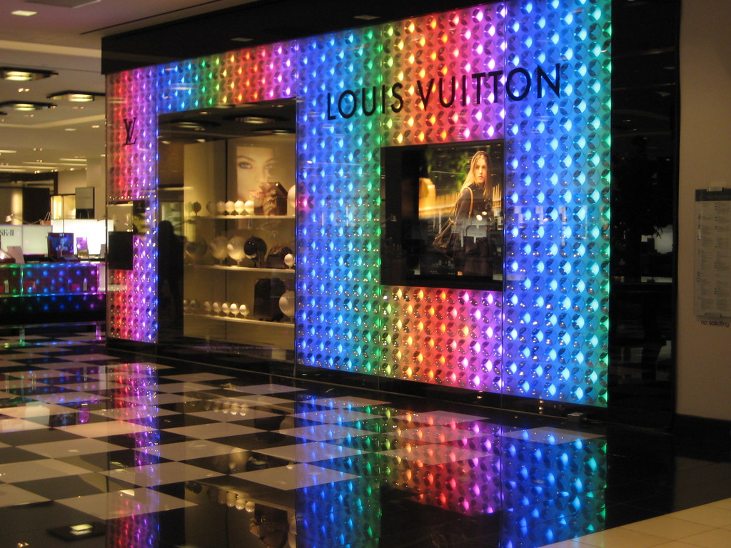 Louis Vuitton in Color, Westfield Shopping Center San Franc…