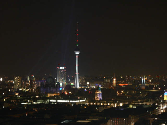Ost-Berlin bei Nacht / East-Berlin at night