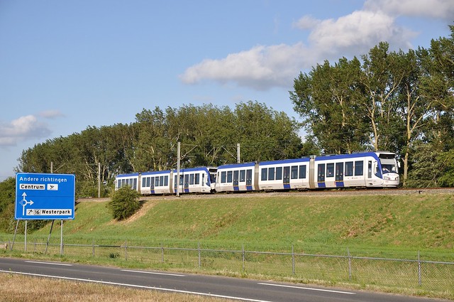 HTM 4057 + 4069, Zoetermeer Westerpark, 07-07-2015