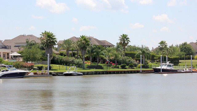Homes on Bay