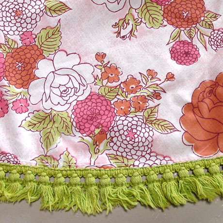 Pink & Green Vintage Tablecloth - detail