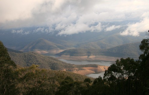 water dam australia victoria reservoir vic greatdividingrange thompsondam thompsonreservoir