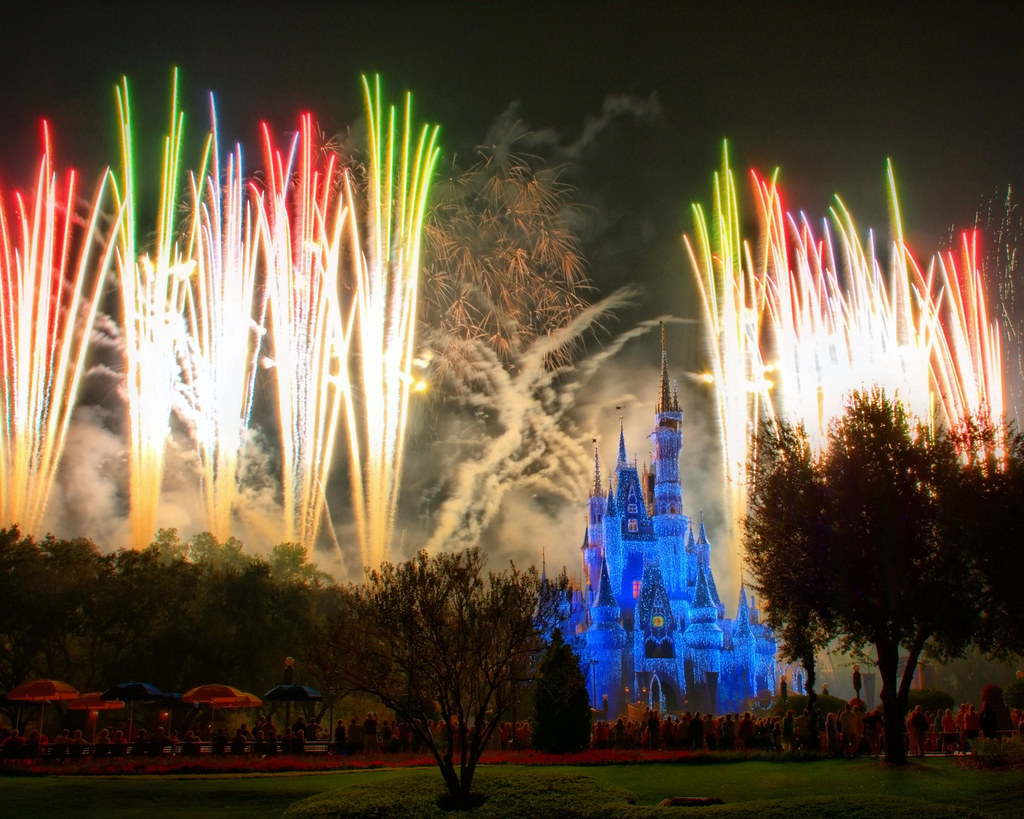 Disney - Holiday Wishes (2) (Explored) by Express Monorail