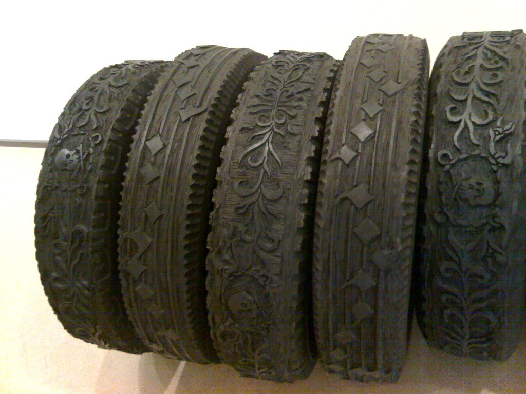 Escultura em pneu
