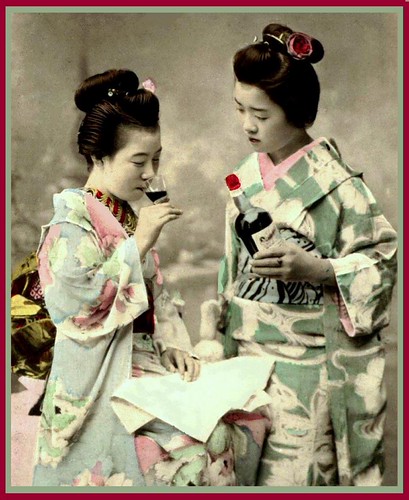 GEISHA and MAIKO | Flickr