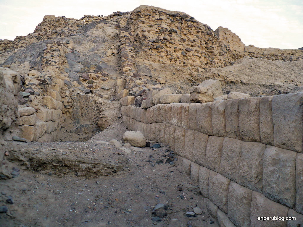 Nazca Ruiins Paredones, Nazca | Find out more about these ruins here | Stuart Starrs ...