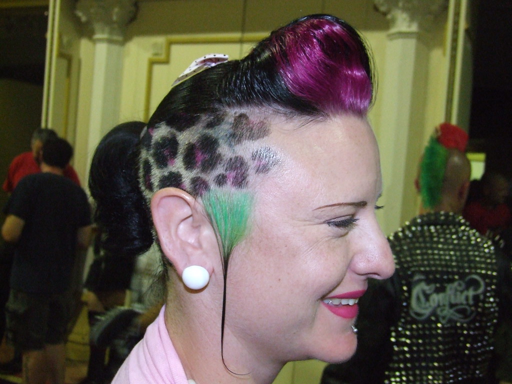 25 Different Colorful Punk Hairstyles to Rock in 2023