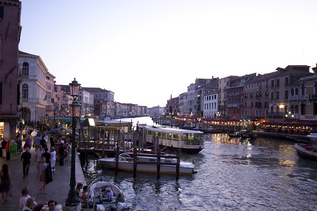 Venezia - Rialto at dusk