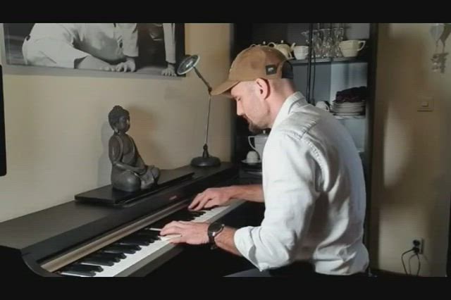 Live Piano Improvisation - Ben Heine