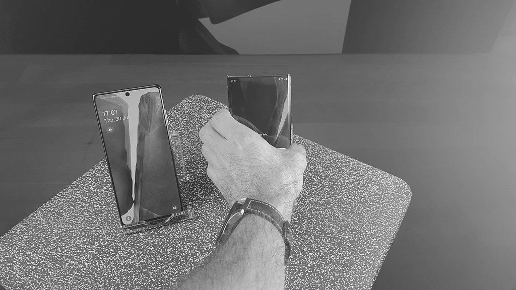 Ben Heine participe au lancement de la nouvelle gamme Samsung Galaxy: Note20 Ultra, TabS7+, Watch3, Buds Live: Prix & dates de sortie