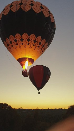 ballooning hot air sunrise melbourne luxury travel floating sky sun adventure