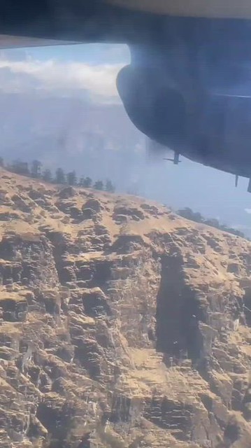 dramatic landing in lukla airport, solukhumbu, everest