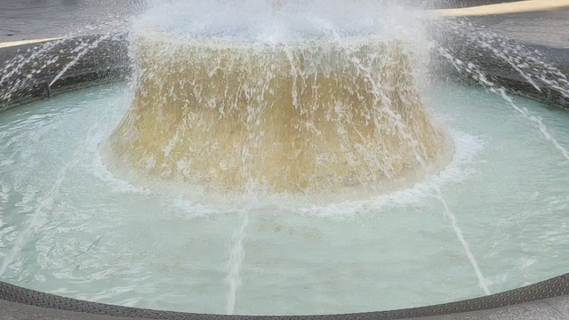 Fontaine de la Solidarité - Reims, Marne, France