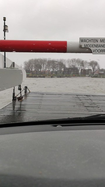 Dutch carferry Schoonhoven/Gelkenes on the tidal Lek river.