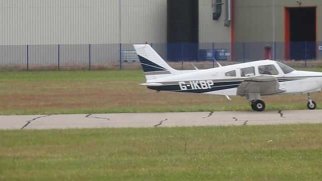 Piper Cherokee Take-Off (Video)