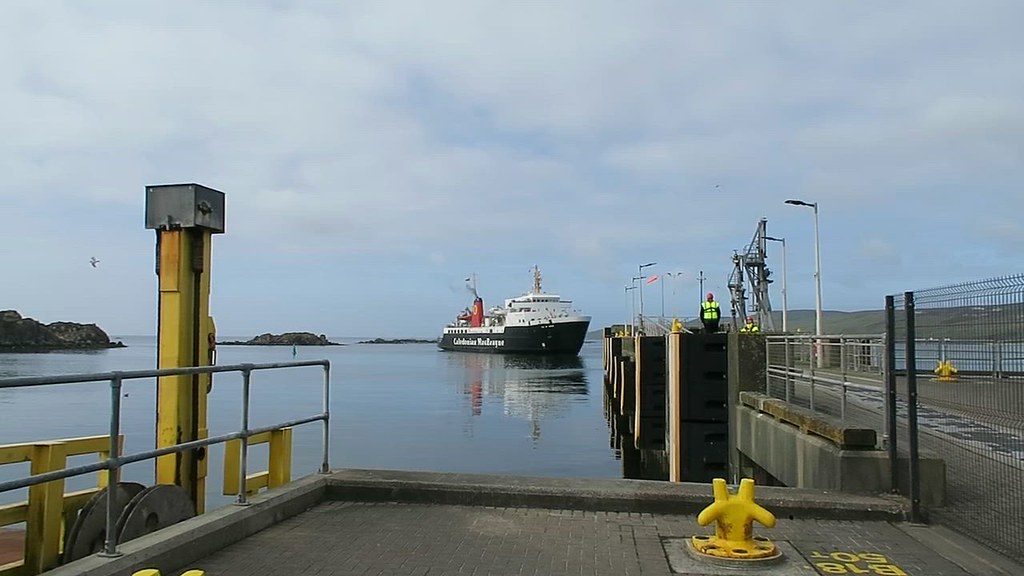 Video - 20 seconds - reversing the ferry