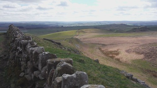 Sweeping Video from Sewingshields Crags SWC Walk 413 - Hadrian's Wall Path Core Section (Lanercost to Halton Chesters)
