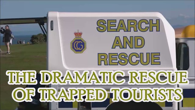 D26630vid.  Tourists Rescued from Worms Head, part 3.