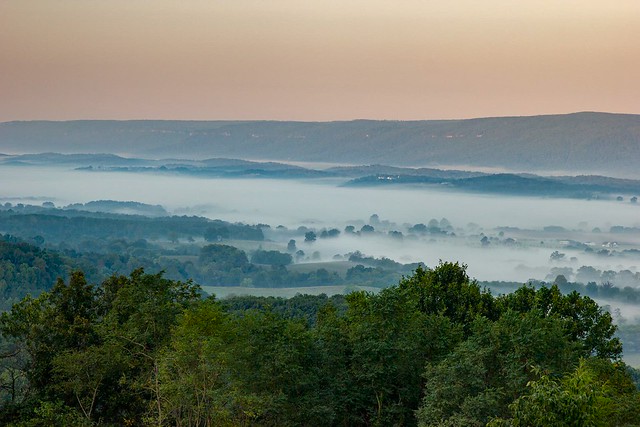 Sunrise, Henson Gap overlook, Sequatchie County, Tennessee [Time Lapse] 3