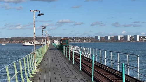 Hythe Pier and Pier Railway, Hampshire