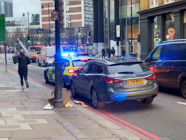 IMG_6891 Great Eastern Street Shoreditch City of London Police Traffic Incident 2014 Grey Mazda 6 SE-L D Auto Diesel 2191 cc Estate Car LT14BFO