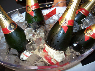 Champagne Mumm