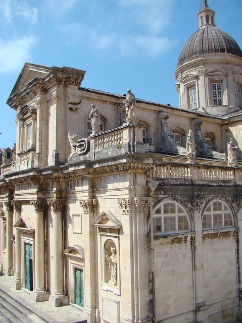 exterior Catedral de la Asunción de la Virgen María Dubrovnik Croacia 04