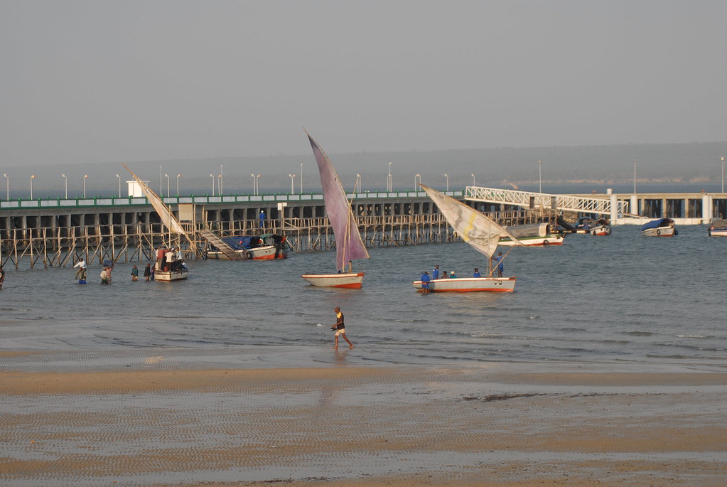 Inhambane Sailing Holidays to Mozambique