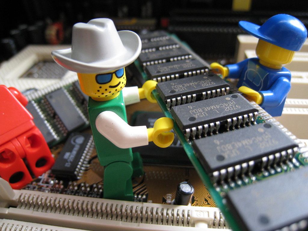 Getting some RAM installed | Getting some RAM installed. 19/… | Flickr