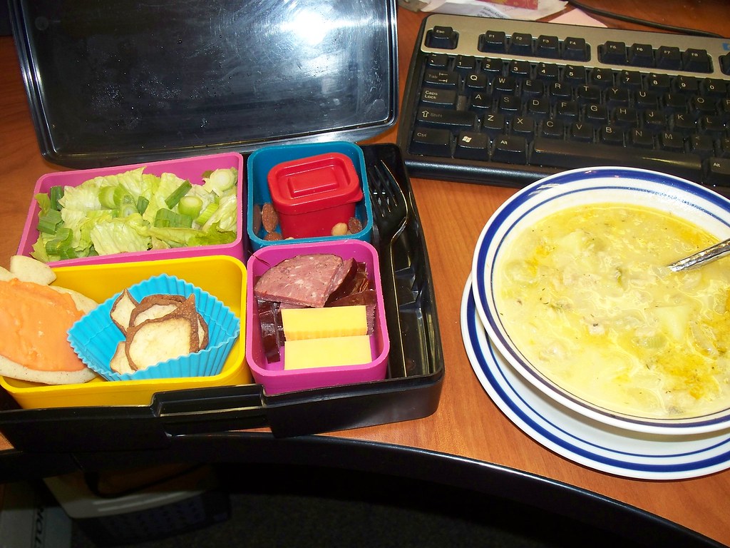 Tuna-Celery Chowder