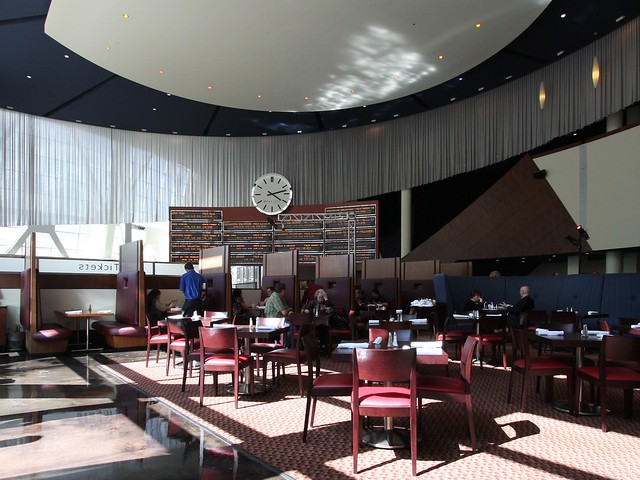 Arclight complex main lobby.