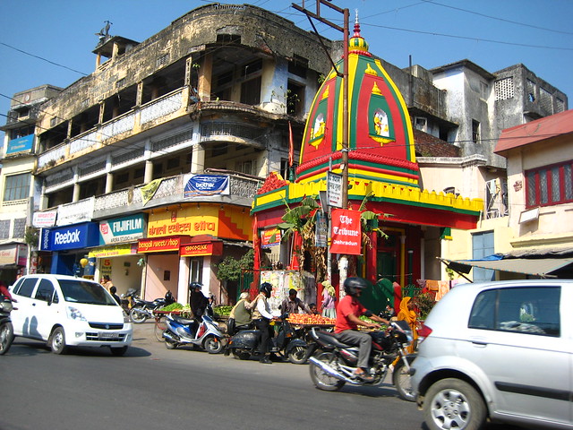 Dehradun: Chakrata Road
