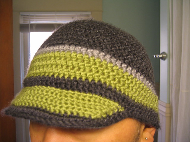 crocheted hat w/ short brim