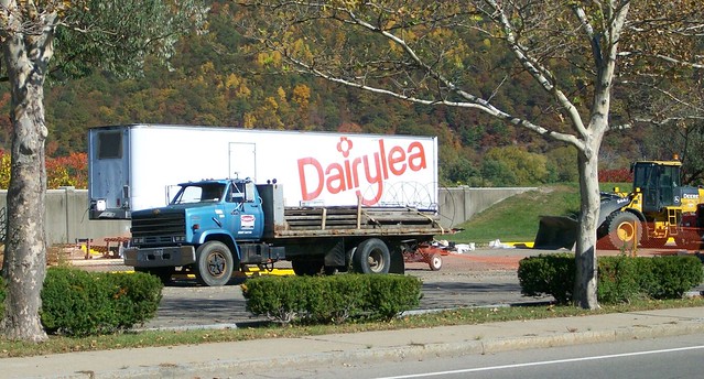 Dairylea trailer